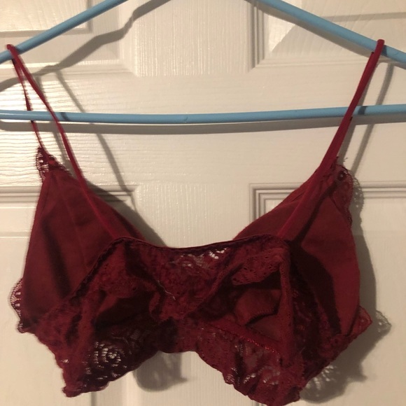 FREE WITH PURCHASE: Shien bralettes - Picture 4 of 4